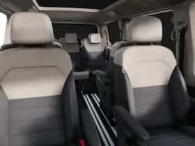 Volkswagen Multivan thumbnail 7