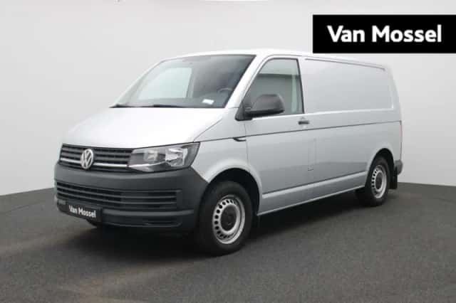 Volkswagen Transporter (2019) thumbnail 1