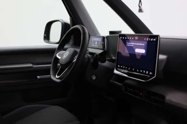Volkswagen ID. Buzz (2026) thumbnail 6