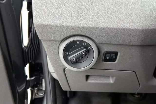 Volkswagen Transporter (2022) thumbnail 11