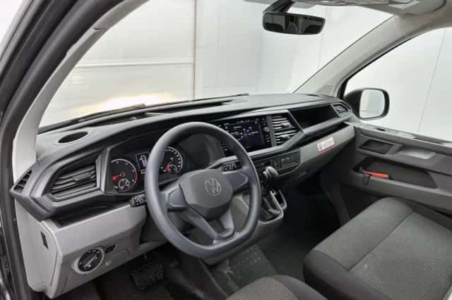 Volkswagen Transporter (2022) thumbnail 14