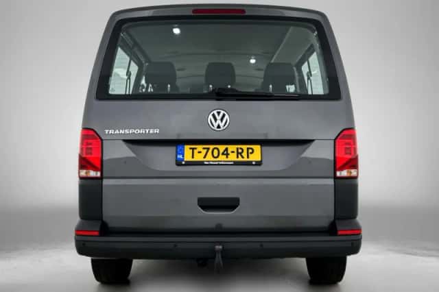 Volkswagen Transporter (2022) thumbnail 3