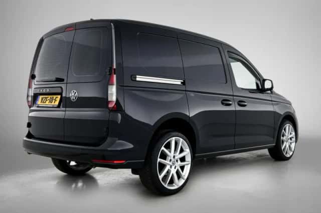 Volkswagen Caddy (2023) thumbnail 4
