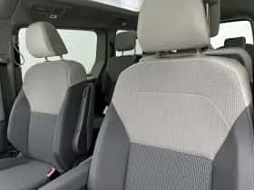 Volkswagen Multivan thumbnail 12