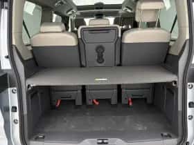 Volkswagen Multivan thumbnail 16