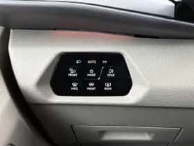 Volkswagen Multivan thumbnail 23