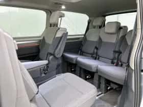 Volkswagen Multivan thumbnail 27