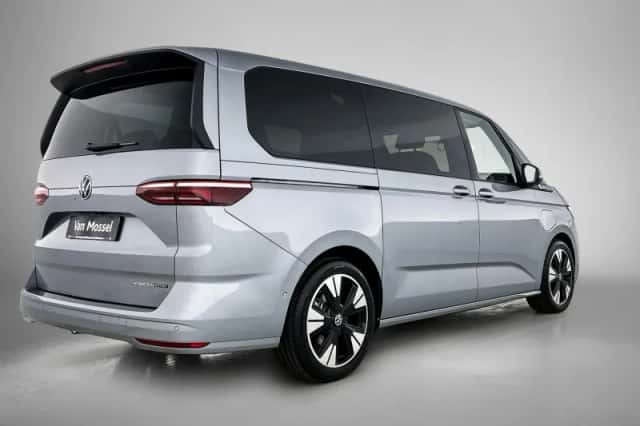 Volkswagen Multivan (2026) thumbnail 4