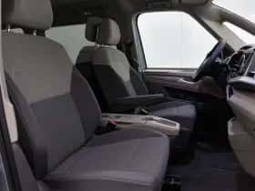 Volkswagen Multivan thumbnail 35