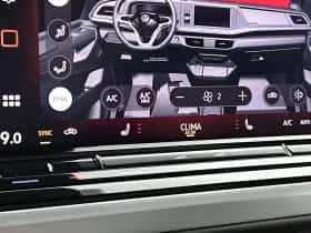 Volkswagen Multivan thumbnail 8