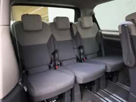 Volkswagen Multivan thumbnail 12