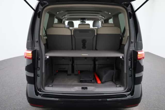 Volkswagen Multivan (2024) thumbnail 13