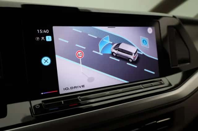 Volkswagen Multivan (2024) thumbnail 26