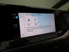 Volkswagen Multivan thumbnail 31