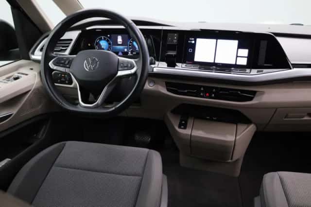 Volkswagen Multivan (2024) thumbnail 7