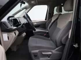 Volkswagen Multivan thumbnail 10