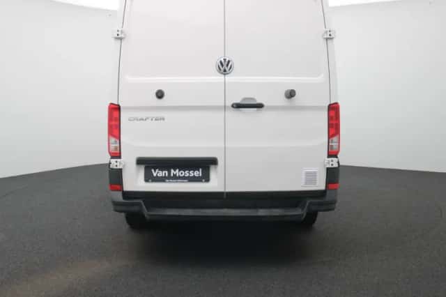 Volkswagen Crafter (2021) thumbnail 5