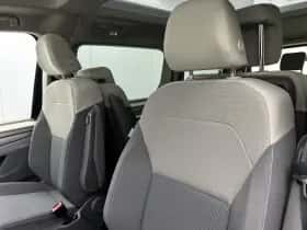 Volkswagen Multivan thumbnail 14