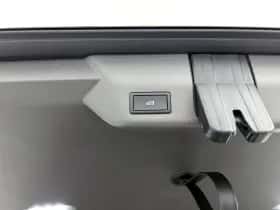 Volkswagen Multivan thumbnail 19