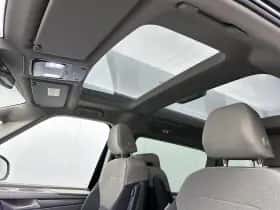 Volkswagen Multivan thumbnail 26