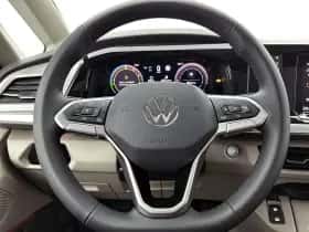Volkswagen Multivan thumbnail 33