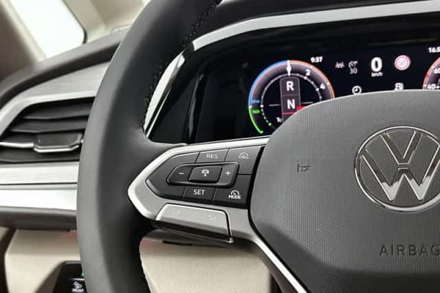 Volkswagen Multivan (2026) thumbnail 6