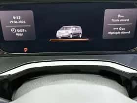 Volkswagen Multivan thumbnail 10