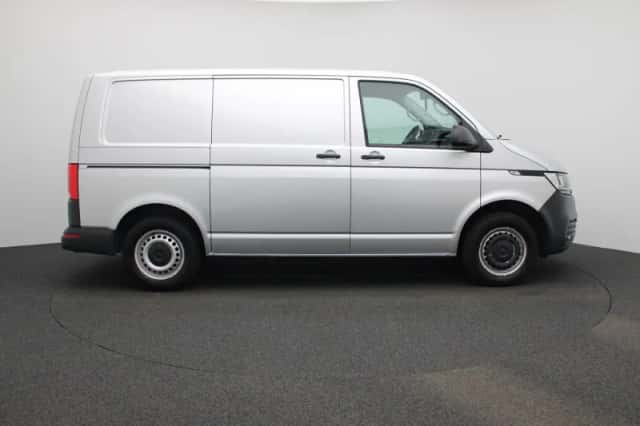Volkswagen Transporter (2021) thumbnail 6