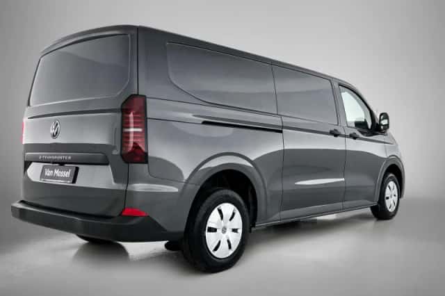 Volkswagen E-Transporter (2026) thumbnail 4