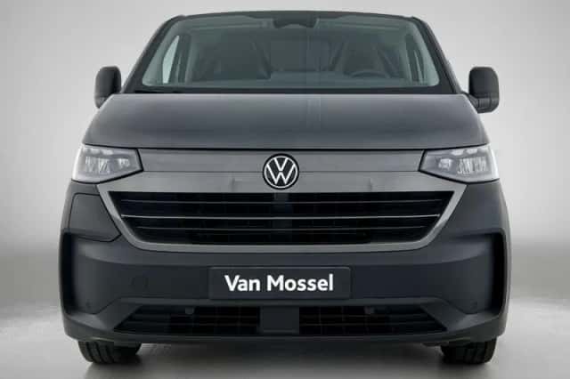 Volkswagen E-Transporter (2026) thumbnail 5