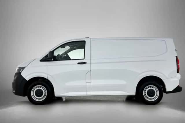 Volkswagen Transporter (2025) thumbnail 2