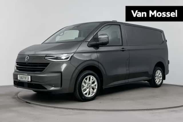 Volkswagen Transporter (2024) thumbnail 1