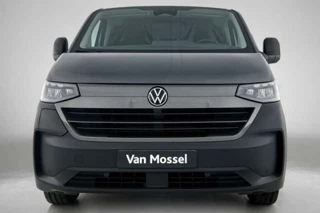Volkswagen E-Transporter (2026) thumbnail 5