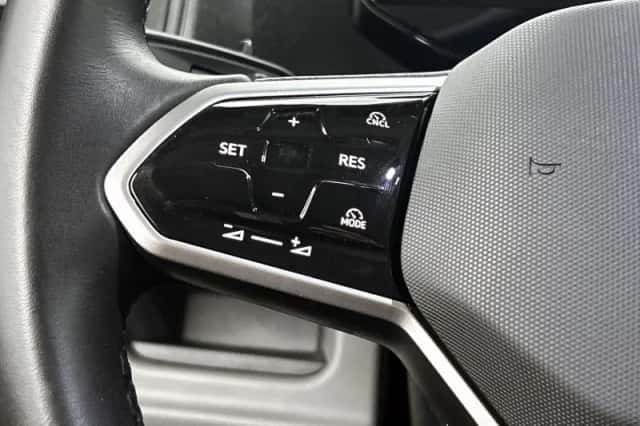 Volkswagen ID. Buzz (2025) thumbnail 6