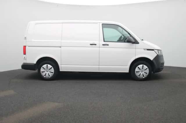 Volkswagen Transporter (2023) thumbnail 6
