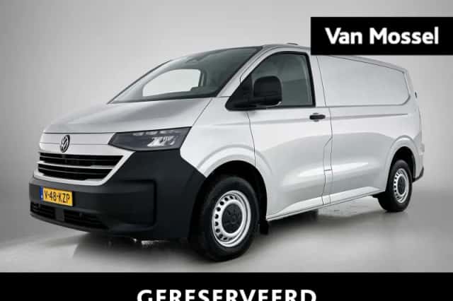 Volkswagen Transporter (2024) thumbnail 1