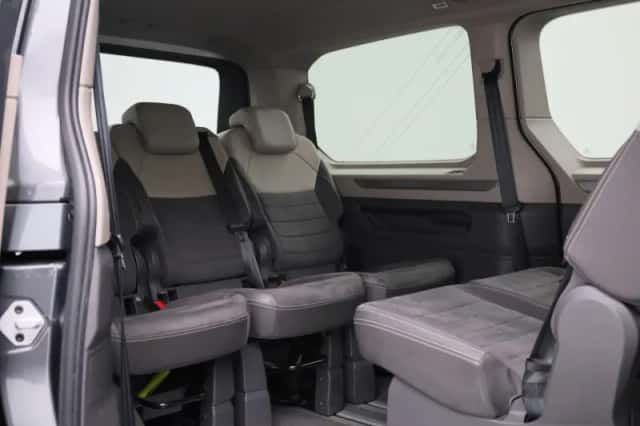Volkswagen Multivan (2023) thumbnail 11
