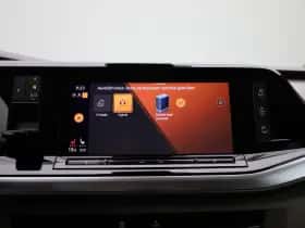 Volkswagen Multivan thumbnail 33