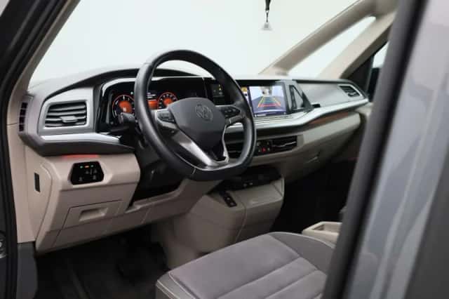 Volkswagen Multivan (2023) thumbnail 37