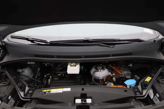 Volkswagen Multivan (2023) thumbnail 43