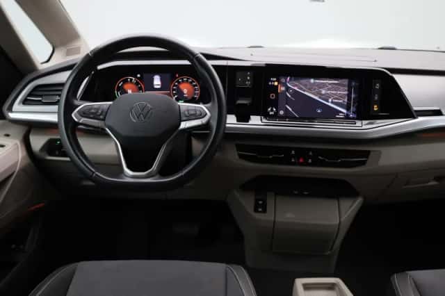 Volkswagen Multivan (2023) thumbnail 7