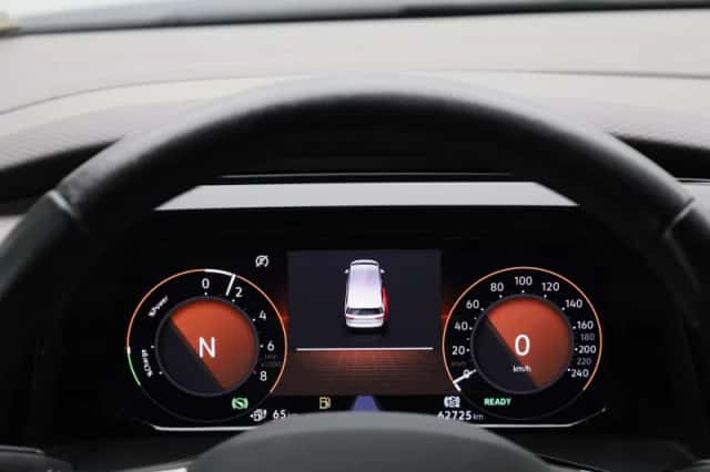 Volkswagen Multivan (2023) thumbnail 8