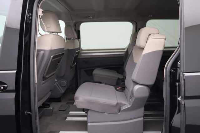 Volkswagen Multivan (2024) thumbnail 12