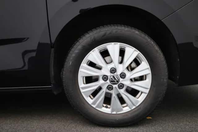 Volkswagen Multivan (2024) thumbnail 14