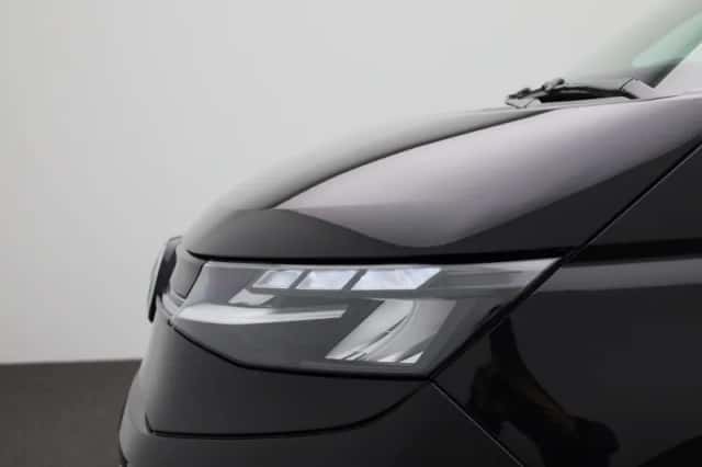 Volkswagen Multivan (2024) thumbnail 16