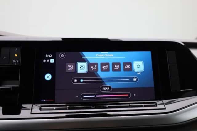Volkswagen Multivan (2024) thumbnail 18