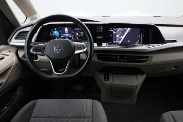Volkswagen Multivan (2024) thumbnail 7