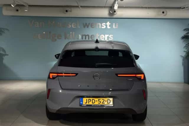 Opel Astra (2025) thumbnail 6