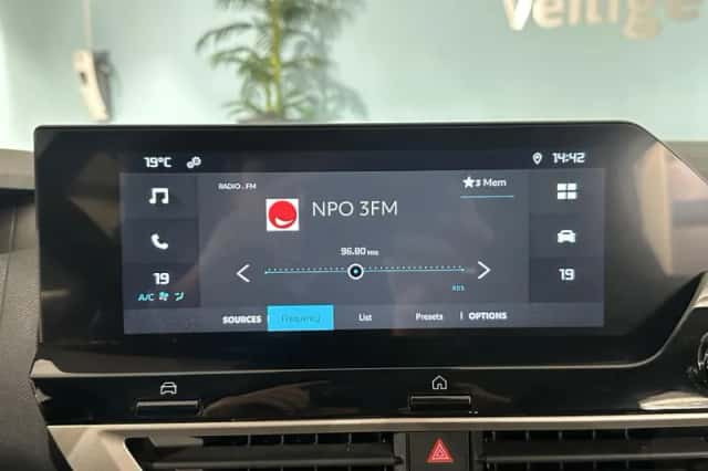 Citroën ë-C4 (2024) thumbnail 15