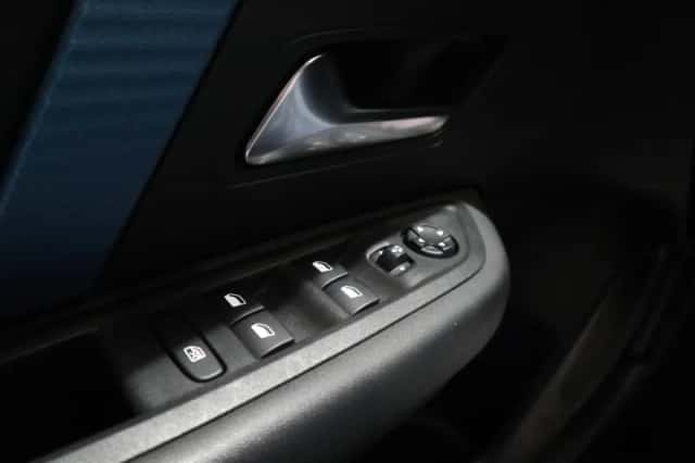 Citroën ë-C4 (2022) thumbnail 15